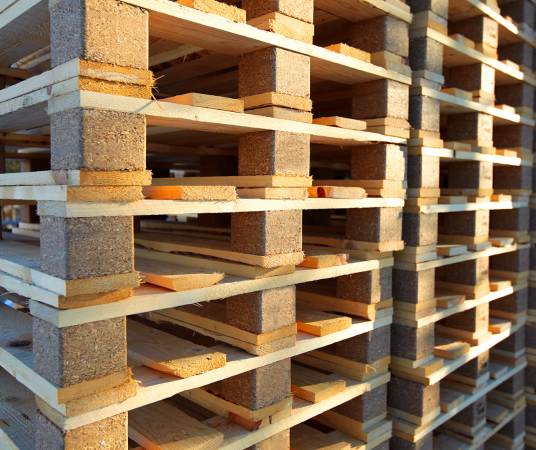 Precision cutting of timber boards at High Quality for Wood Pallets